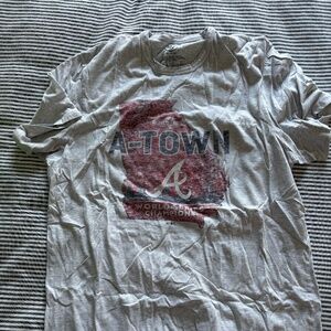 Light Grey Atlanta Braves Short Sleeve Tee
